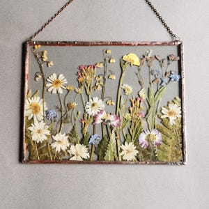 Stained Glass Hanging Pressed Flower Herbarium in Glass Framed Botanical Artwork Framed Dried Flower Suncatcher Glass Wall Art
